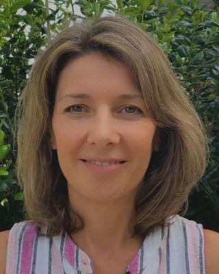 Kinga Evert, LMHC Kinga Evert, LMHC